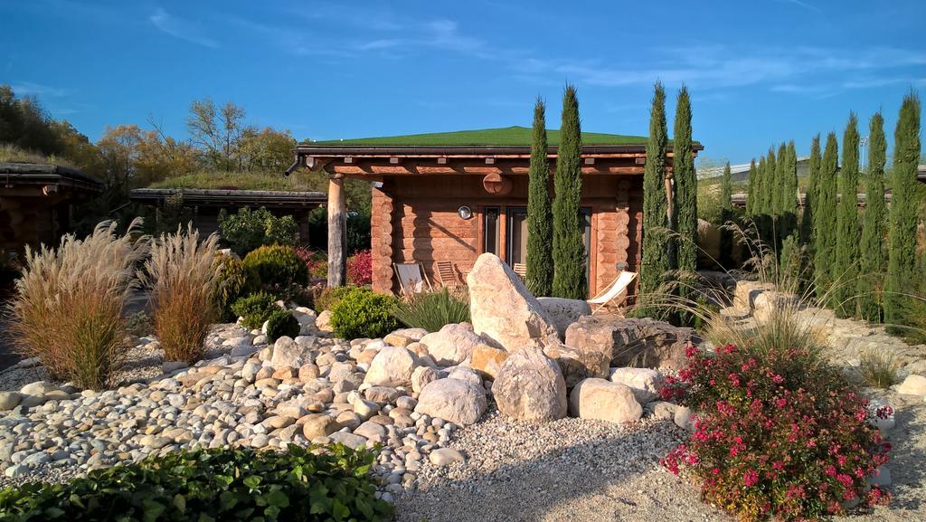 Les Chalets De Maramour Chazey-sur-Ain Esterno foto