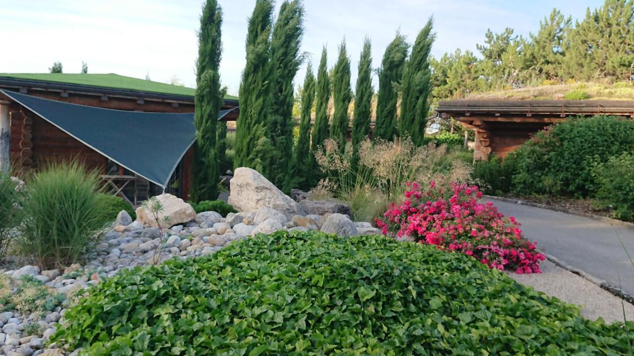 Les Chalets De Maramour Chazey-sur-Ain Esterno foto